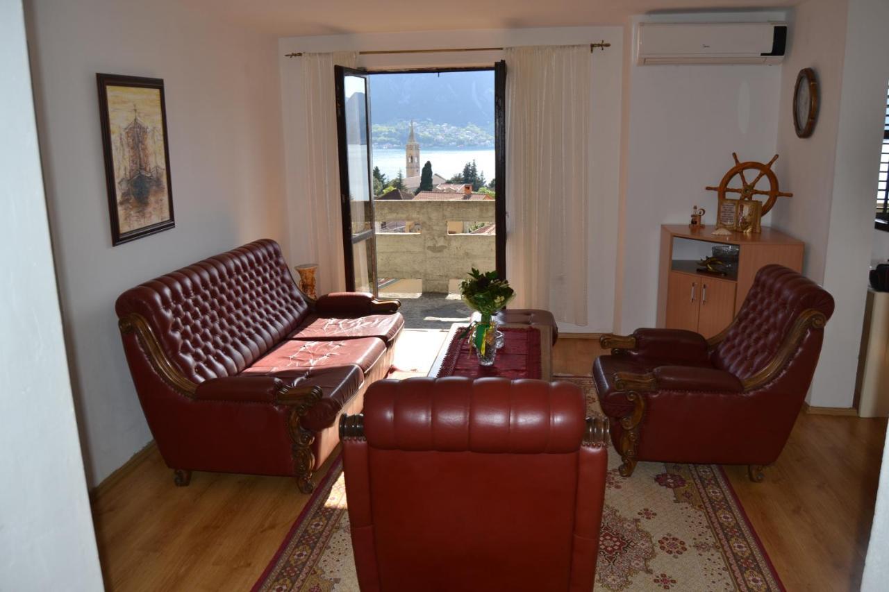 Apartments Dobrisa Kotor Exterior foto