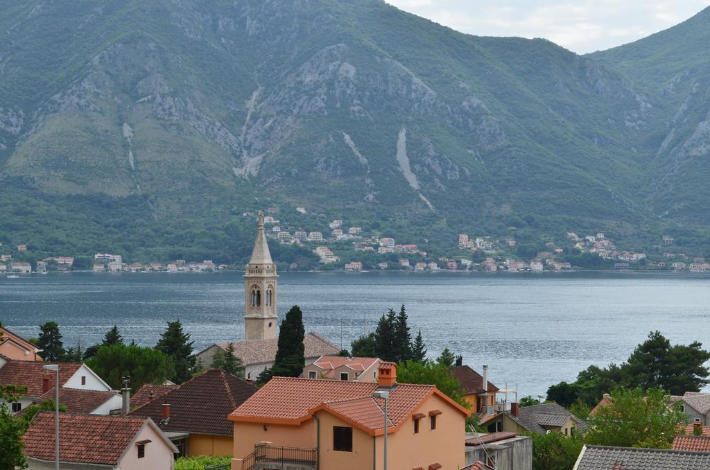 Apartments Dobrisa Kotor Habitación foto