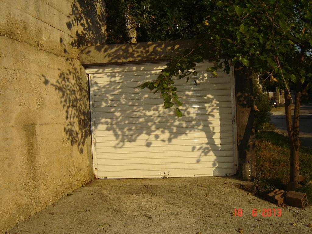 Apartments Dobrisa Kotor Exterior foto
